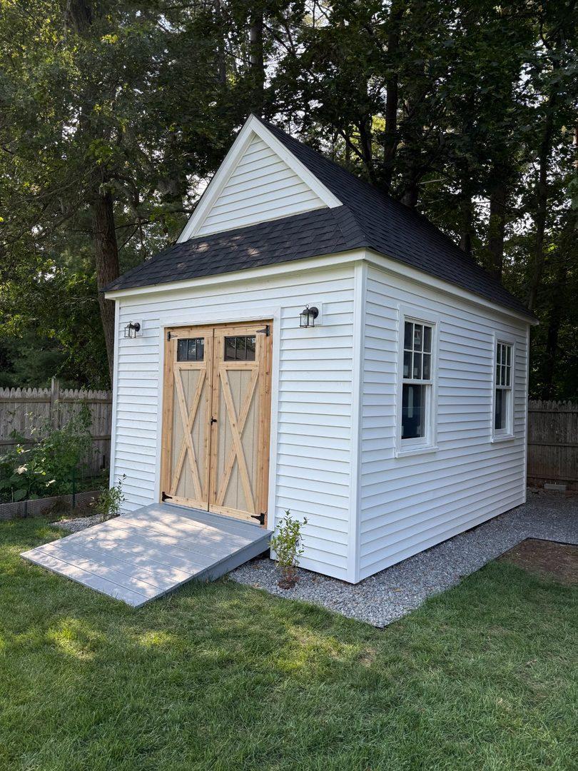 Custom detached shed in Chelmsford MA